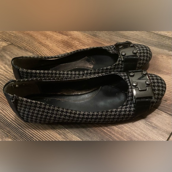 Solos Flats Size 9 - Picture 4 of 8